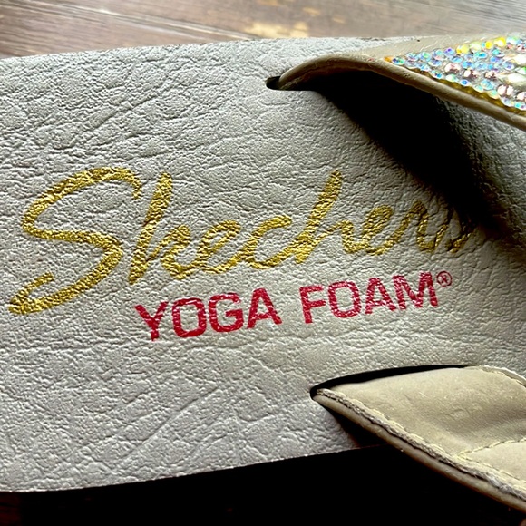 Sketcher yoga foam flip flops - Picture 5 of 6